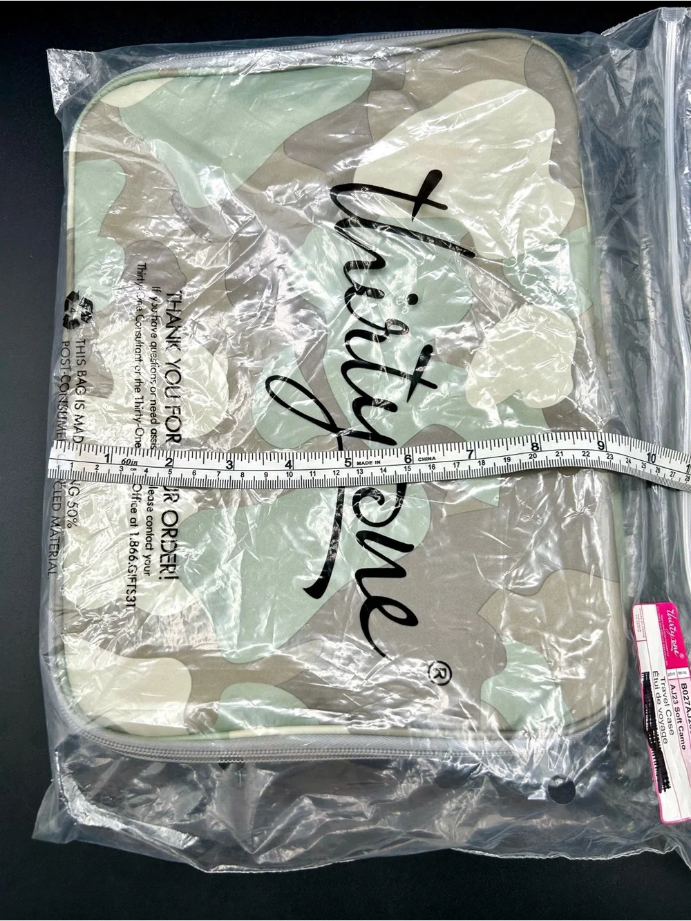 THIRTY-ONE Fold & Hang Travel Organizer & Travel Pouches and Travel Case Bundle.